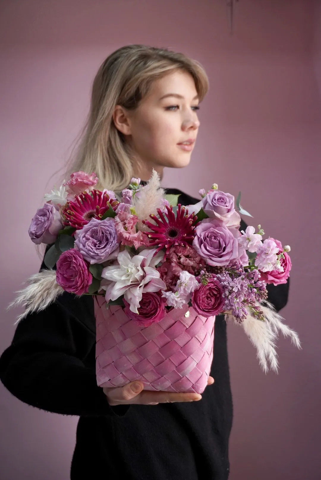 Фото Корзина bottega с элитными цветами мечта принцессы