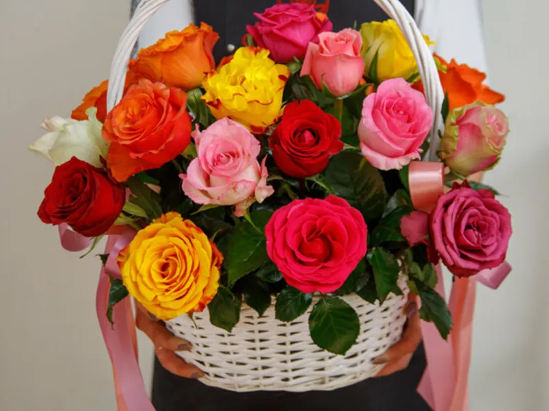 Фото Цветы в корзине 21 розы Аморе мио