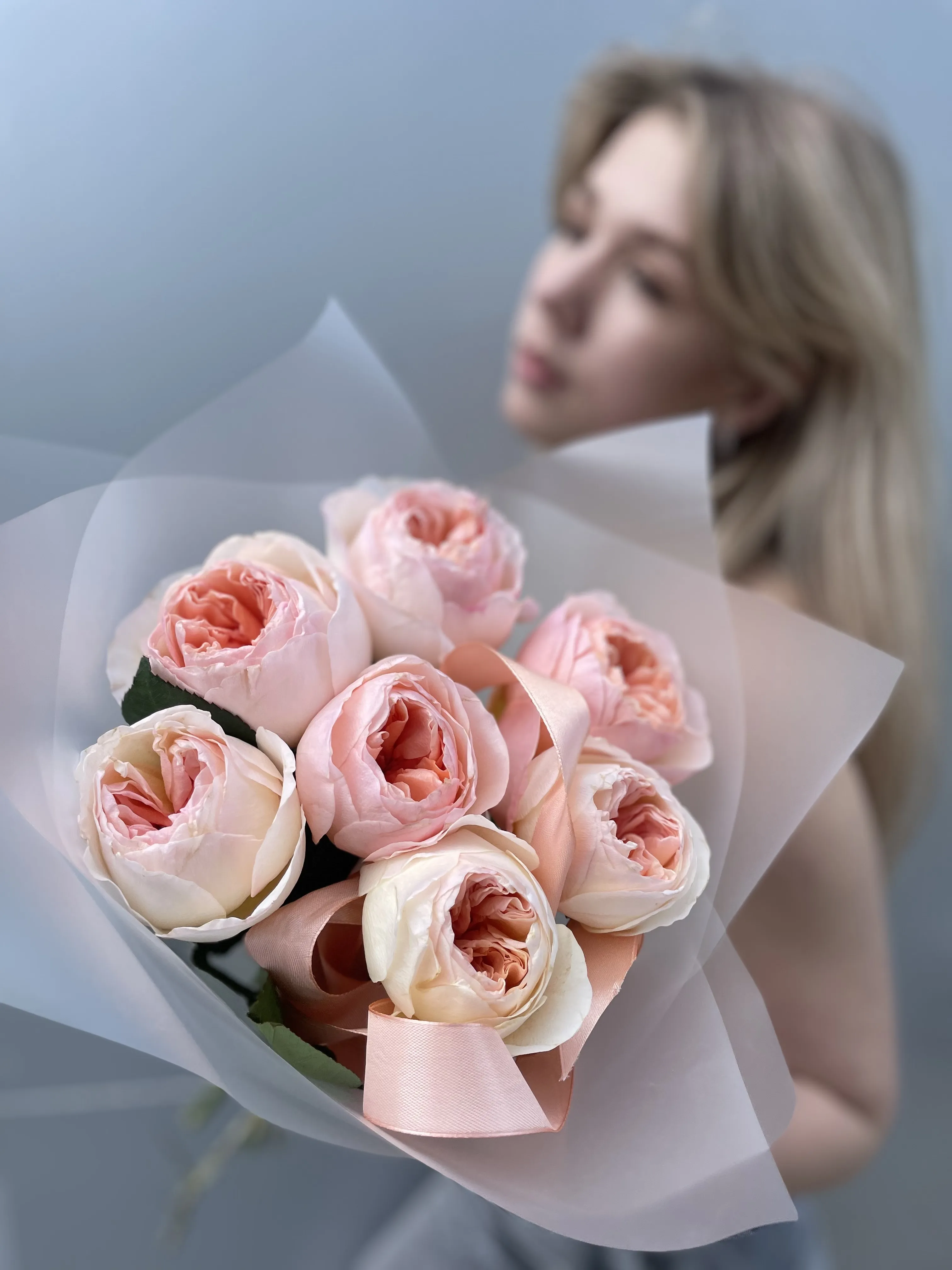 Фото Роскошный букет из элитных сортовых роз Дэвида Остина