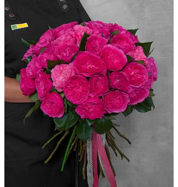Фото Букет из пионовидных роз "Баронесса" (7,9,15,25,35 или 51)