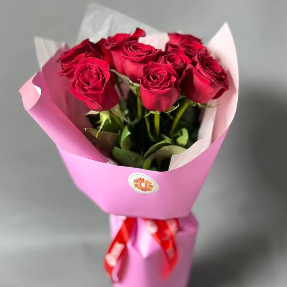 Фото Букет из 11 голландских красных роз