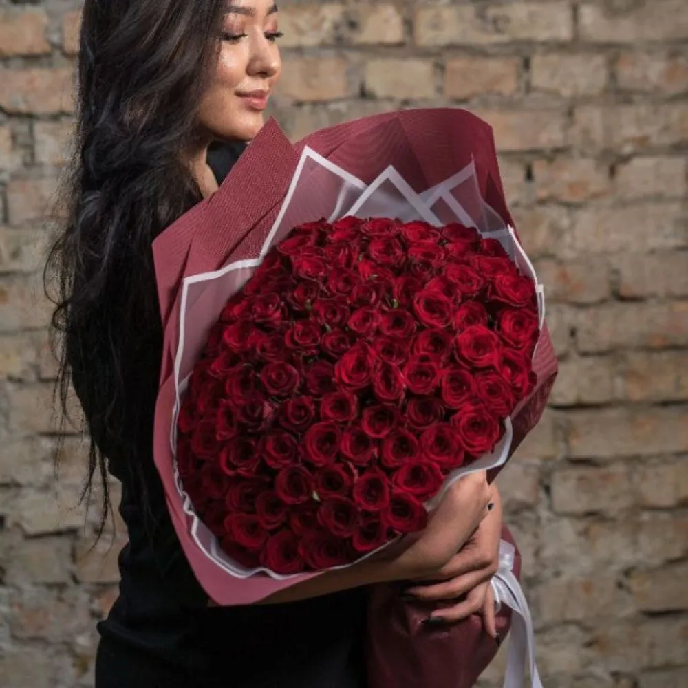 Фото Букет из 101 красной розы