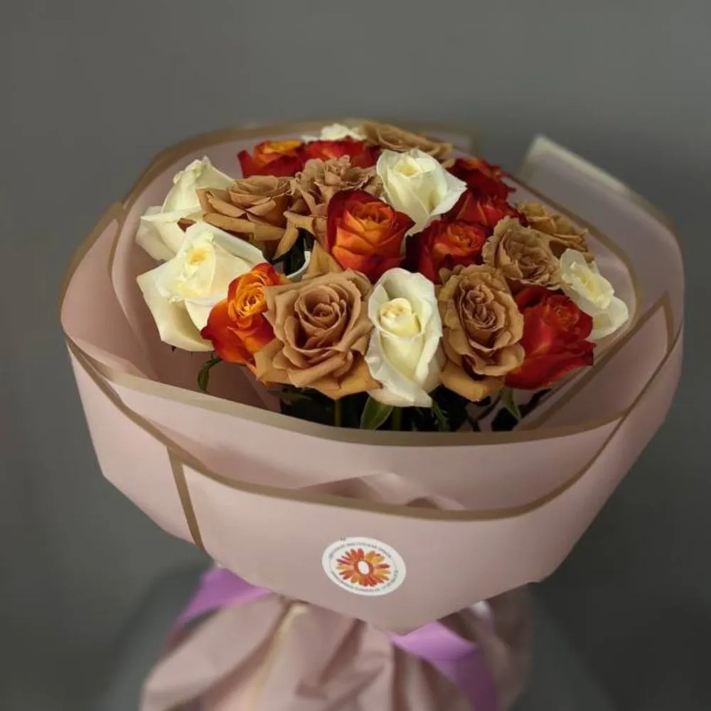Фото Букет из 21 голландской микс розы от Оранж Алматы